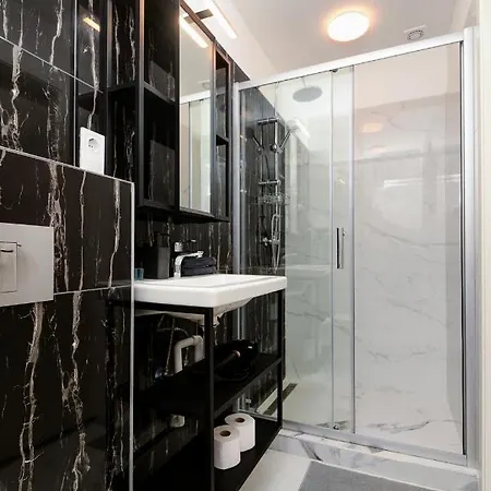 Apartament Akacfa 7 Two Bedroom *